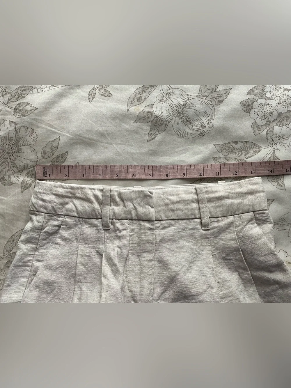 Wilfred Aritzia Carrot Linen Cropped Pleated Tailored Pant 0 Ecru Cream Chic